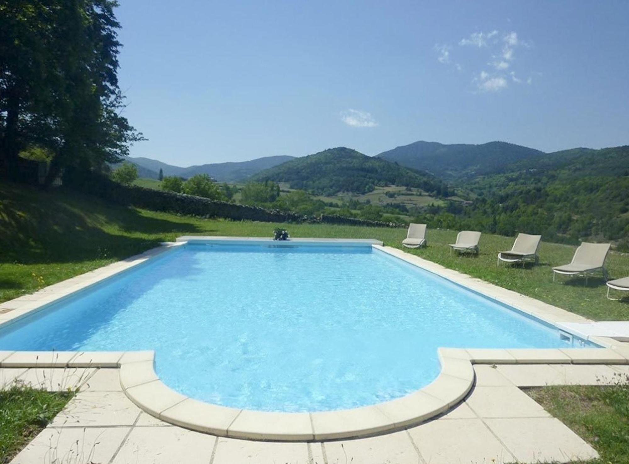 Manoir Majestueux A Satillieu Avec Piscine Privee Exteriör bild